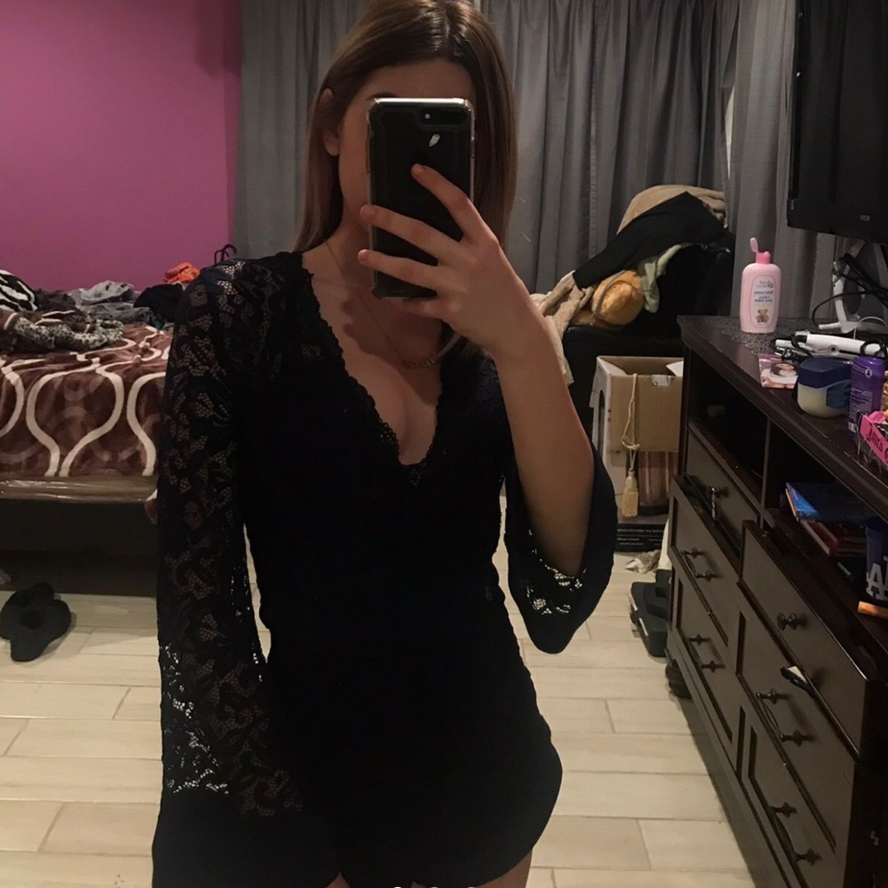 Navy blue romper from fashion nova!! Size XS